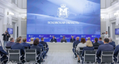 В Пскове вручили удостоверения 13 депутатам Заксобрания по партийным спискам