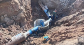 В Великих Луках ремонтируют кольцевой водовод с опережением графика