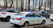 Очнулся на крыше посреди пруда: пьяный пскович без прав утопил чужой микроавтобус в День трезвости