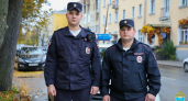 Псковские полицейские сопроводили в больницу мужчину с признаками инсульта