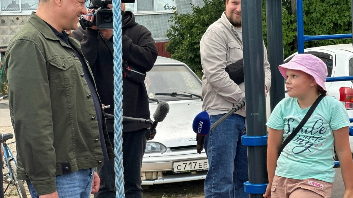 Глава региона посетил Переслегино в Великолукском районе и оценил проекты ТОС «Старый дворик»