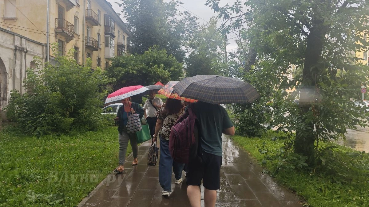 В Великих Луках 13 сентября ожидают облачную погоду с кратковременными дождями