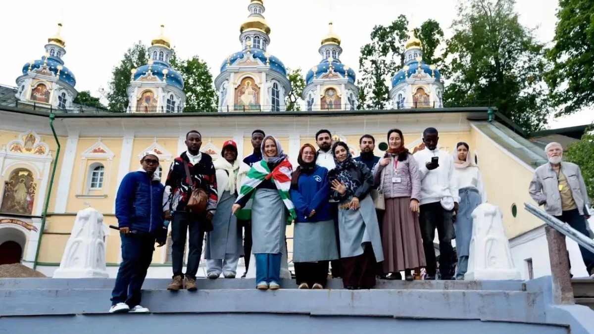 В Псковскую область прибыли участники Международного фестиваля молодёжи