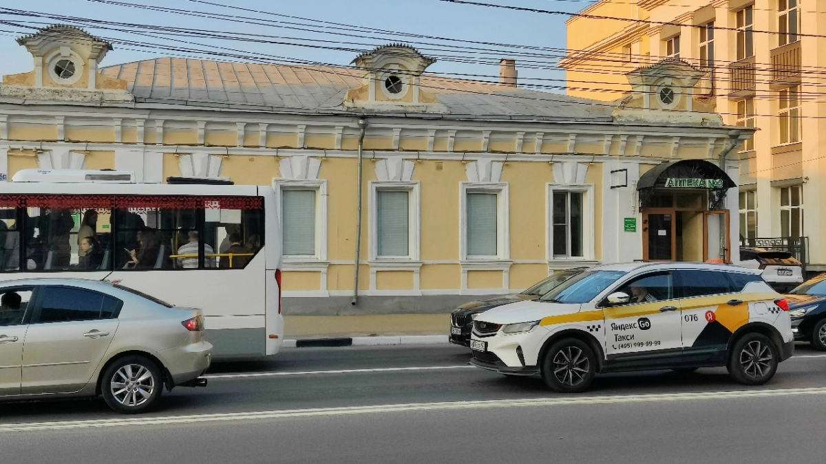 В Великих Луках тариф на провоз детей в такси вырос в пять раз