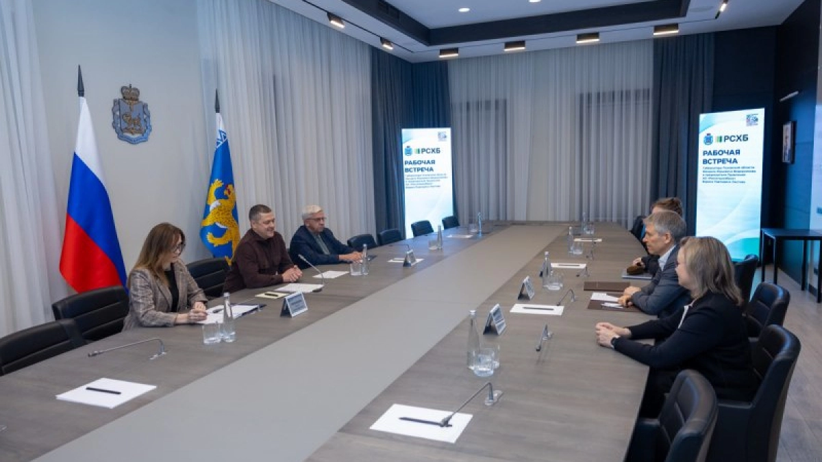 Ведерников и Листов обсудили развитие агропрома Псковской области