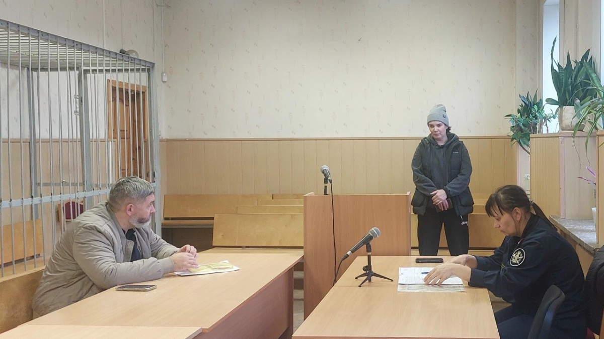 В Великих Луках арестовали женщину, скрывшуюся от отбывания наказания