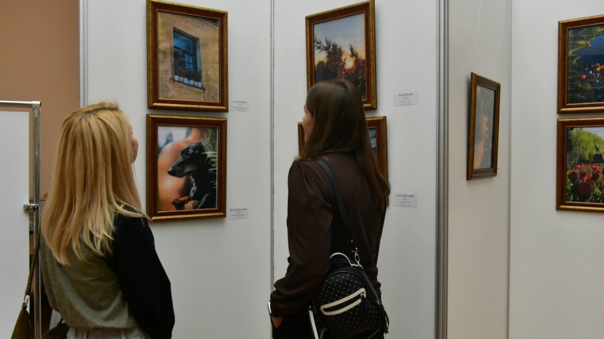 Семь фотографов из Великих Лук победили в конкурсе «Объективная жара»