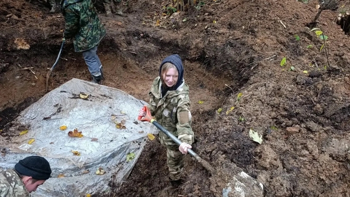 В Дновском округе обнаружили останки почти 250 человек на месте нацистского концлагеря