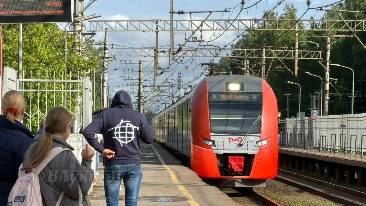 «Ласточка» перевезла более 600 тысяч пассажиров между Петербургом и Псковом